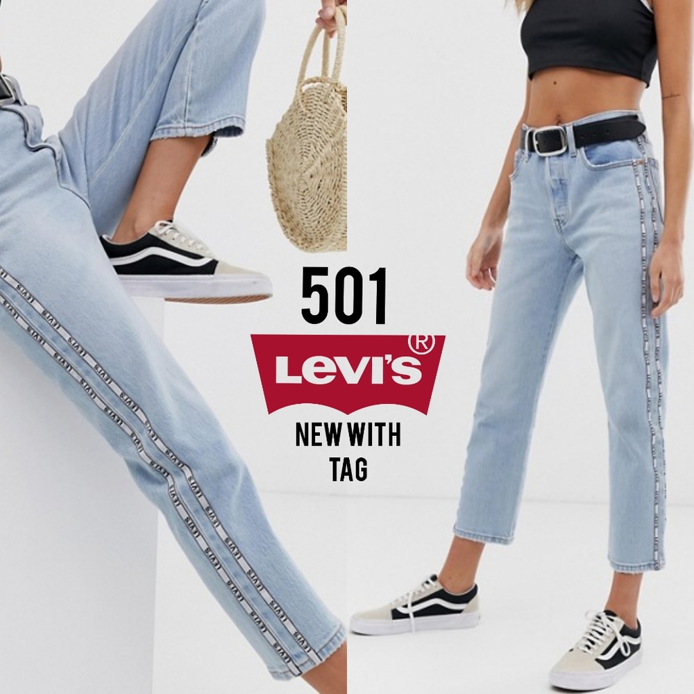 Levi's 501 Light Wash Crop Jeans Logo Tape